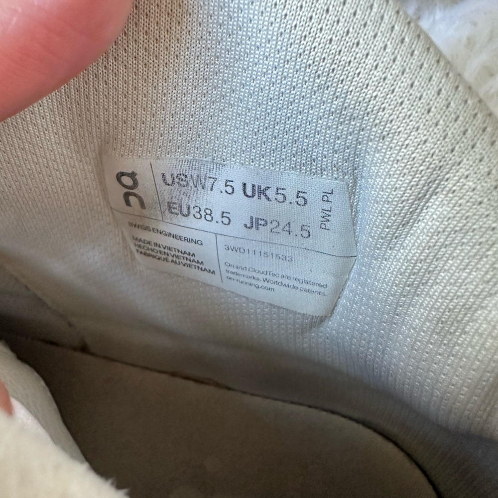 On Running Women's Athletic Shoes - Cream and Gold - Picture 10 of 10